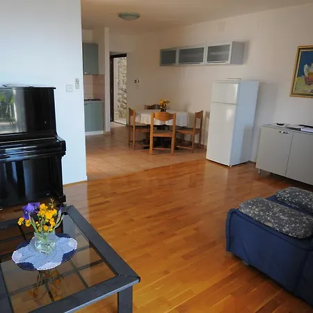 Kisic Apartment
